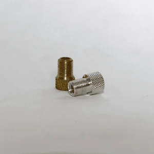 Bico adaptador válvula Presta/Schrader